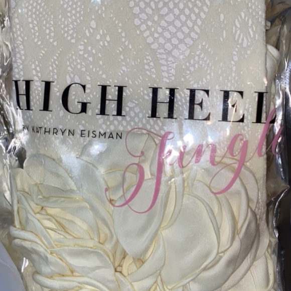 FREE PEOPLE HIGH HEEL JUNGLE Ring A Rosie Tall Sock NEW - Picture 2 of 3